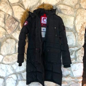 Canada weather gear long puffer coat